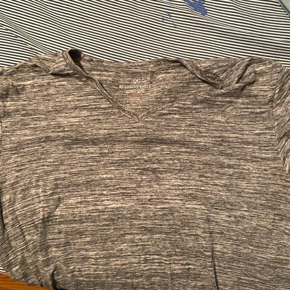 Gray American Eagle V-neck T-shirt